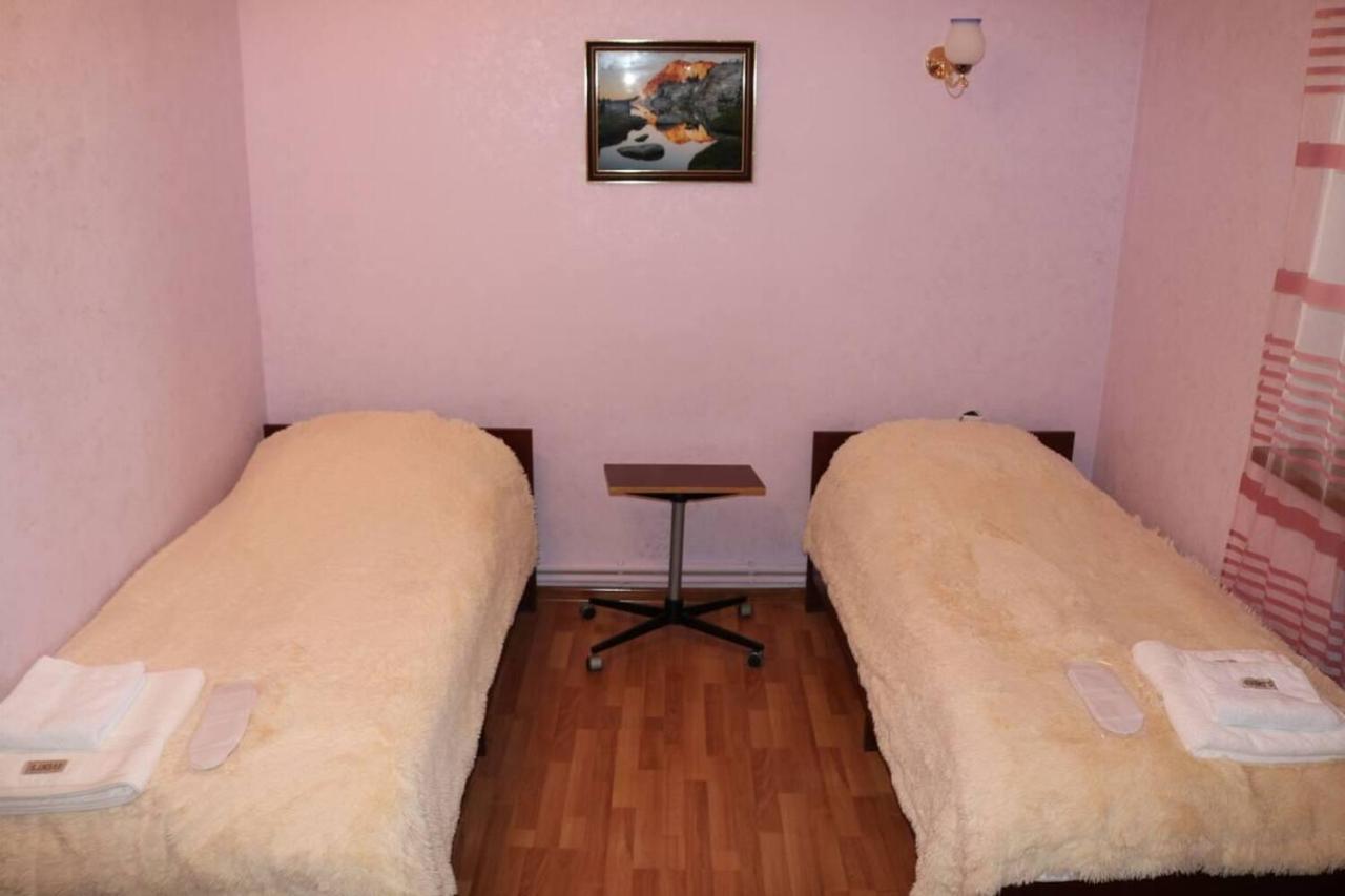 Hotel 333 Yerevan Ngoại thất bức ảnh
