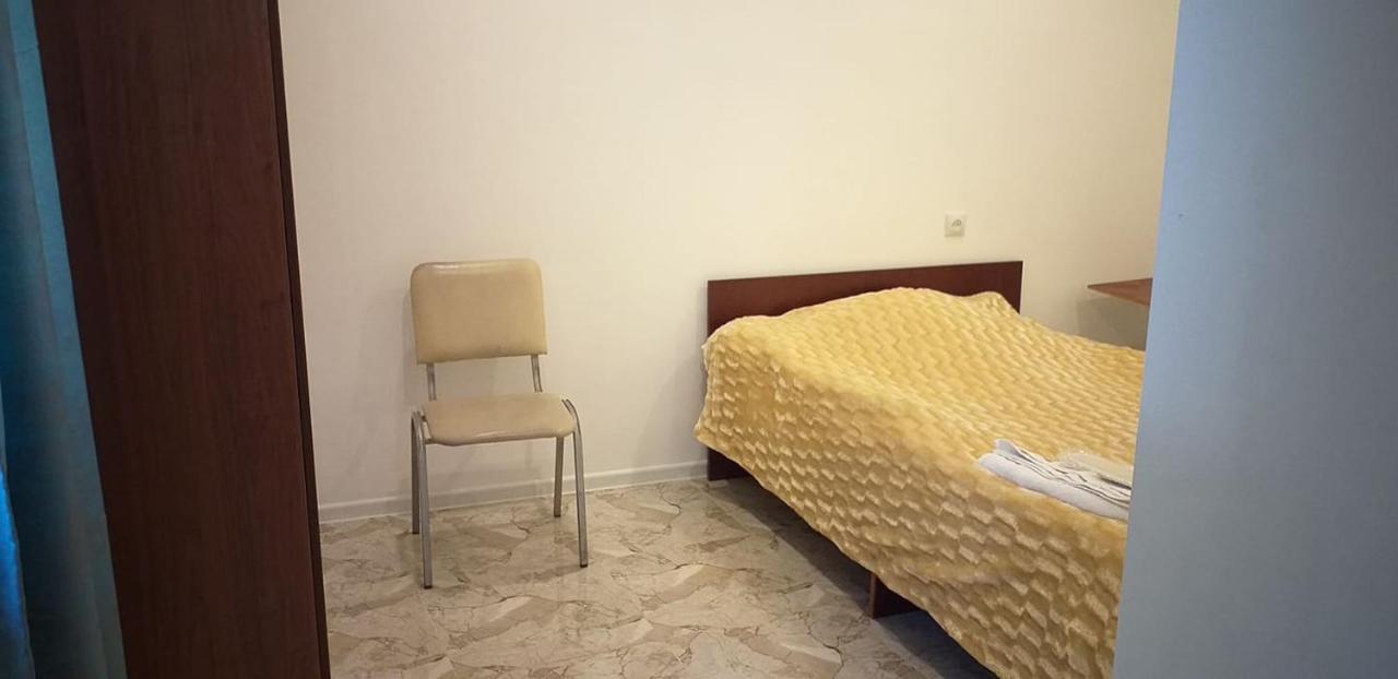 Hotel 333 Yerevan Ngoại thất bức ảnh