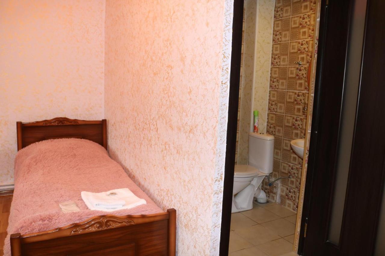 Hotel 333 Yerevan Ngoại thất bức ảnh